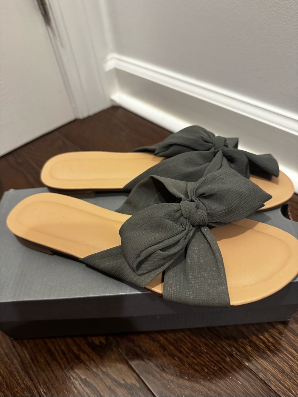 Labor weekend sale! Loft Pleated Bow Slide Sandals dark kiwi green olive